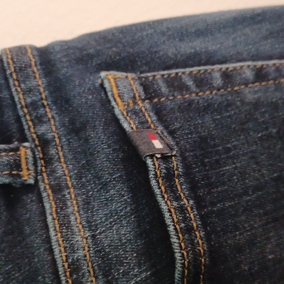 5 For $15 Tommy Hilfiger skinny jeans size 2 - Picture 3 of 4